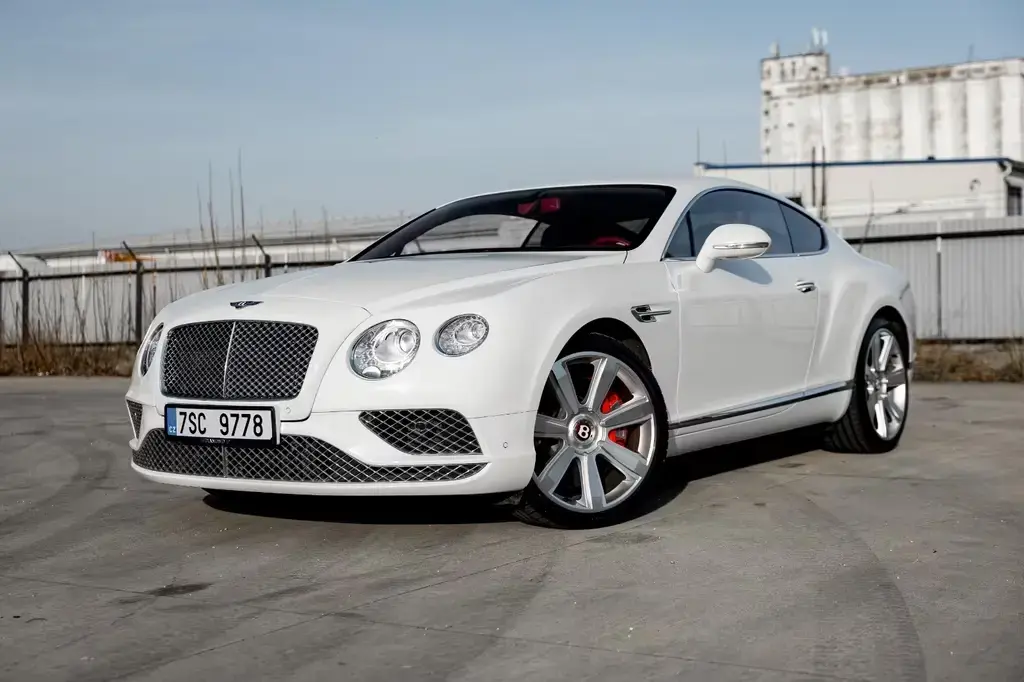 Main__Slider__Photo:Bentley Continental GT 4.0 V8 4WD Automatik 02/2016-1