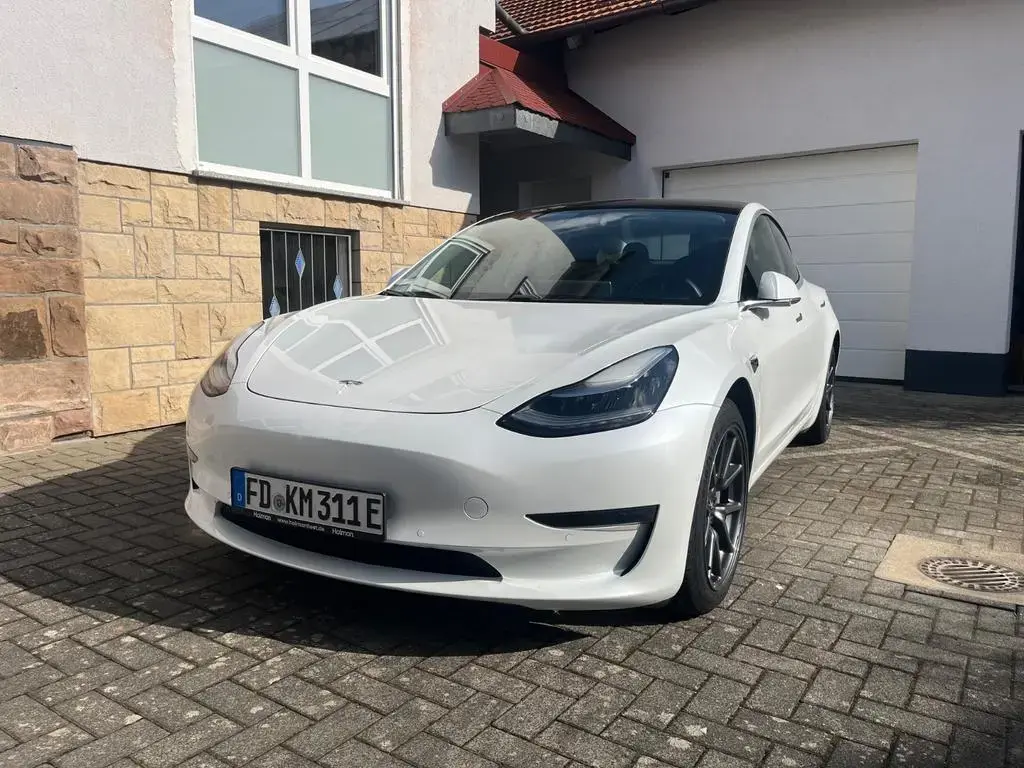 Main__Slider__Photo:Tesla Model 3 Garantie, AHK, Dualmotor, Long Range 05/2020-1
