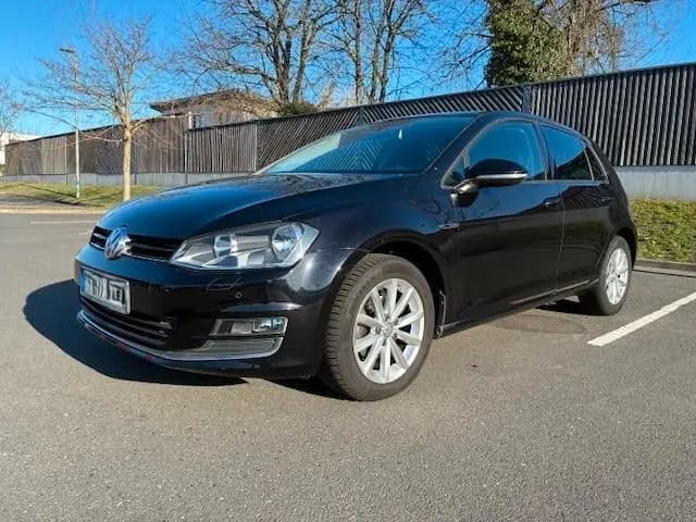 Main__Slider__Photo:Volkswagen Golf 1.2 TSI BMT LOUNGE 06/2015-0