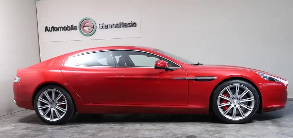 Main__Slider__Photo:Aston Martin Rapide Rapide Individual NEW Chassis-Nummer 1 12/2010-0