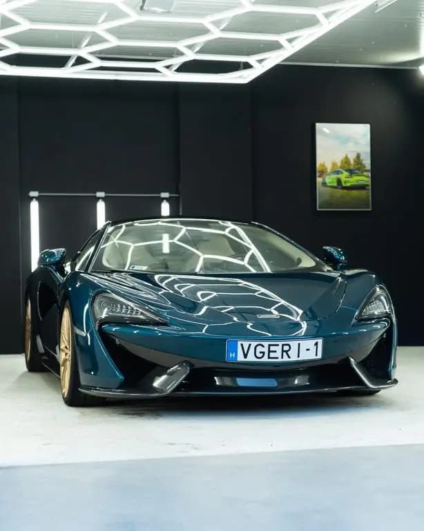 Main__Slider__Photo:McLaren 570GT 12/2017-0