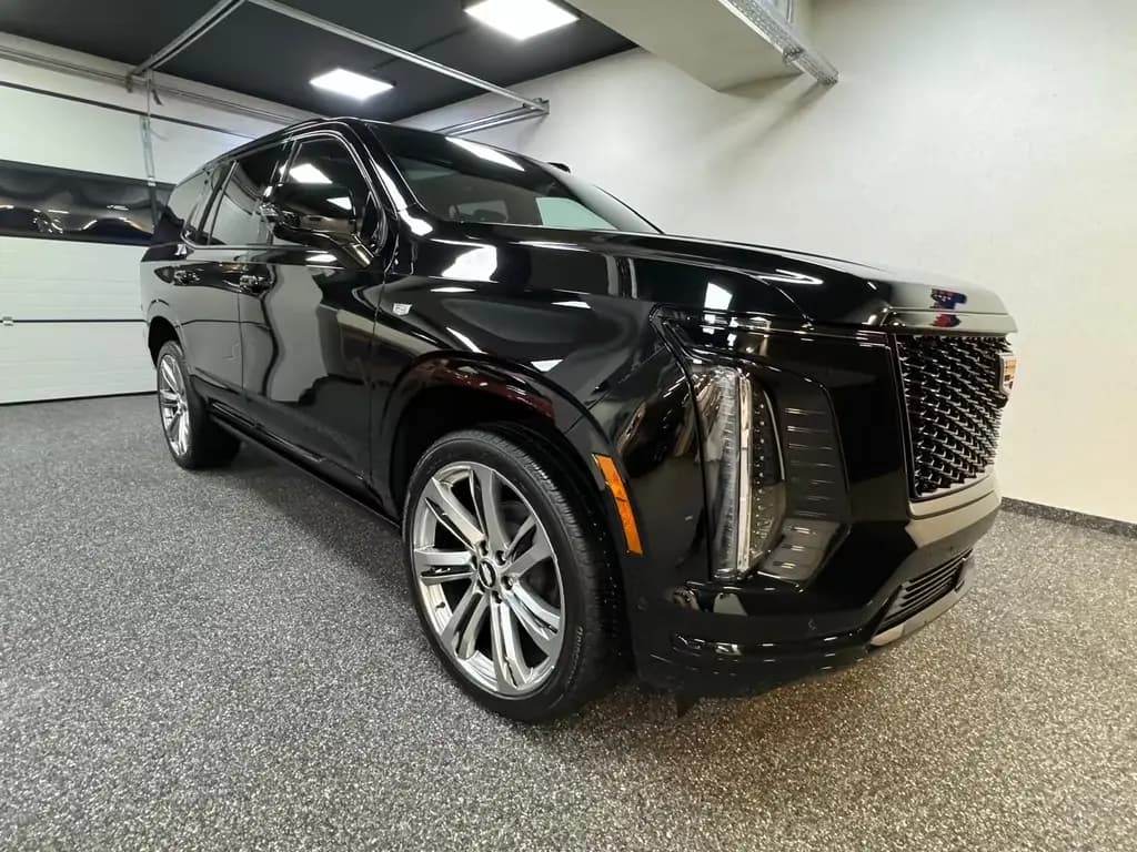 Main__Slider__Photo:Cadillac Escalade 2026 ESCALADE SPORT PLATINUM 6.2 V8-HUD-NIGHT V null-0