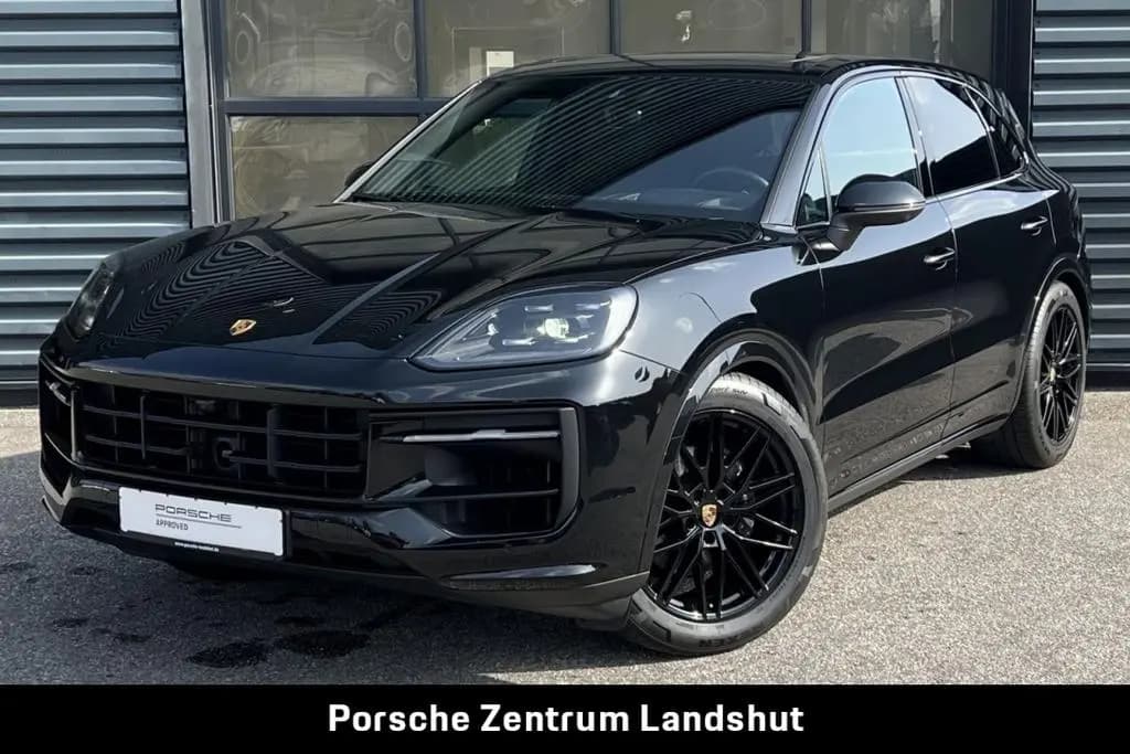 Main__Slider__Photo:Porsche Cayenne | Luftfederung | Sitzbelüftung | BOSE | 11/2023-0