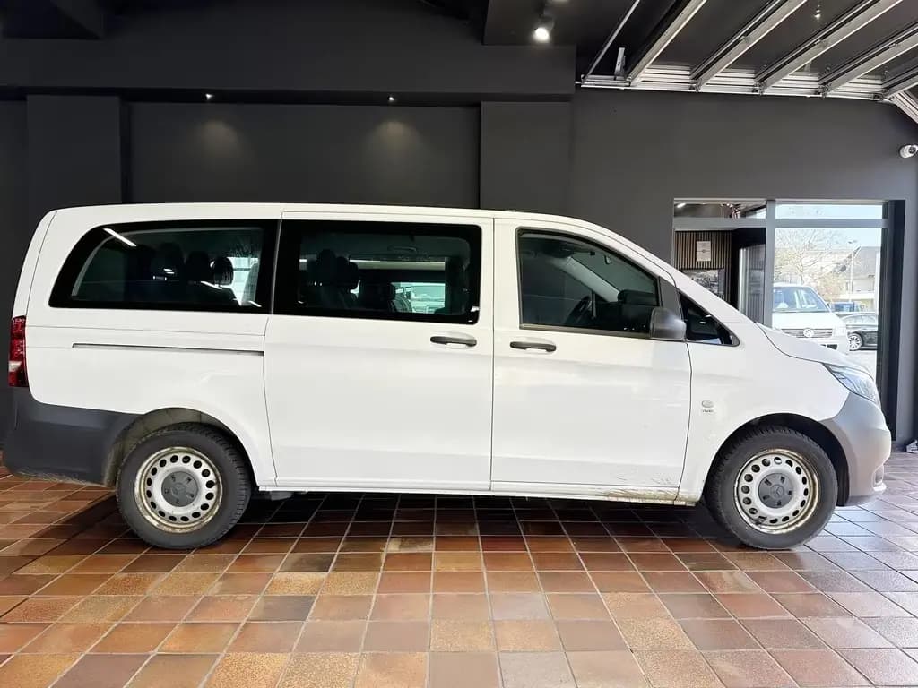 Main__Slider__Photo:Mercedes-Benz Vito TOURER 114 4X4 LANG 8S BODENFREIHEIT-ERHÖHT 08/2018-0