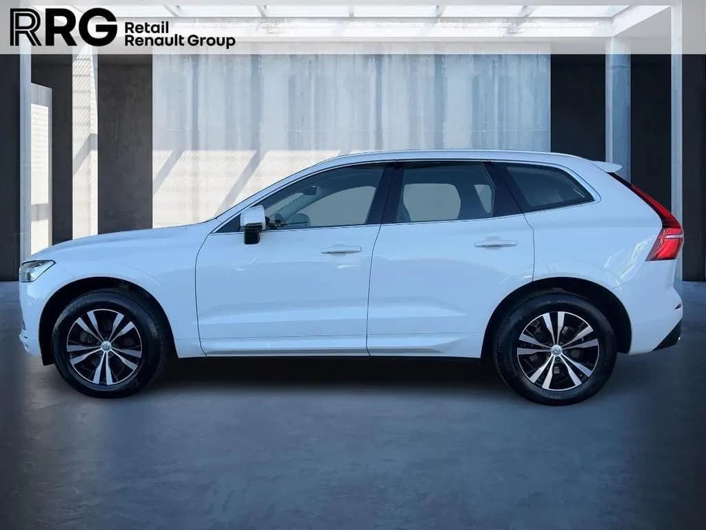 Main__Slider__Photo:Volvo XC 60 B4 AWD Momentum Pro Mild-Hybrid 10/2020-0