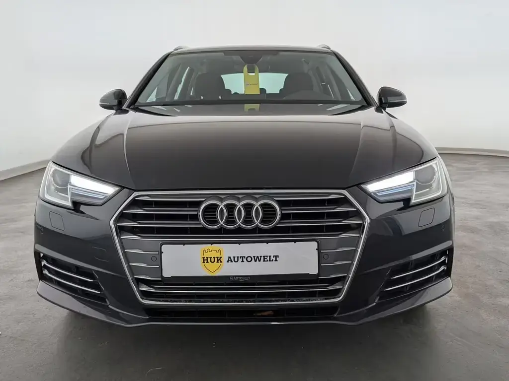 Main__Slider__Photo:Audi A4 2.0 TFSI Avant sport XENON+NAVI+AHK+SHZ+PDC+ 09/2017-1