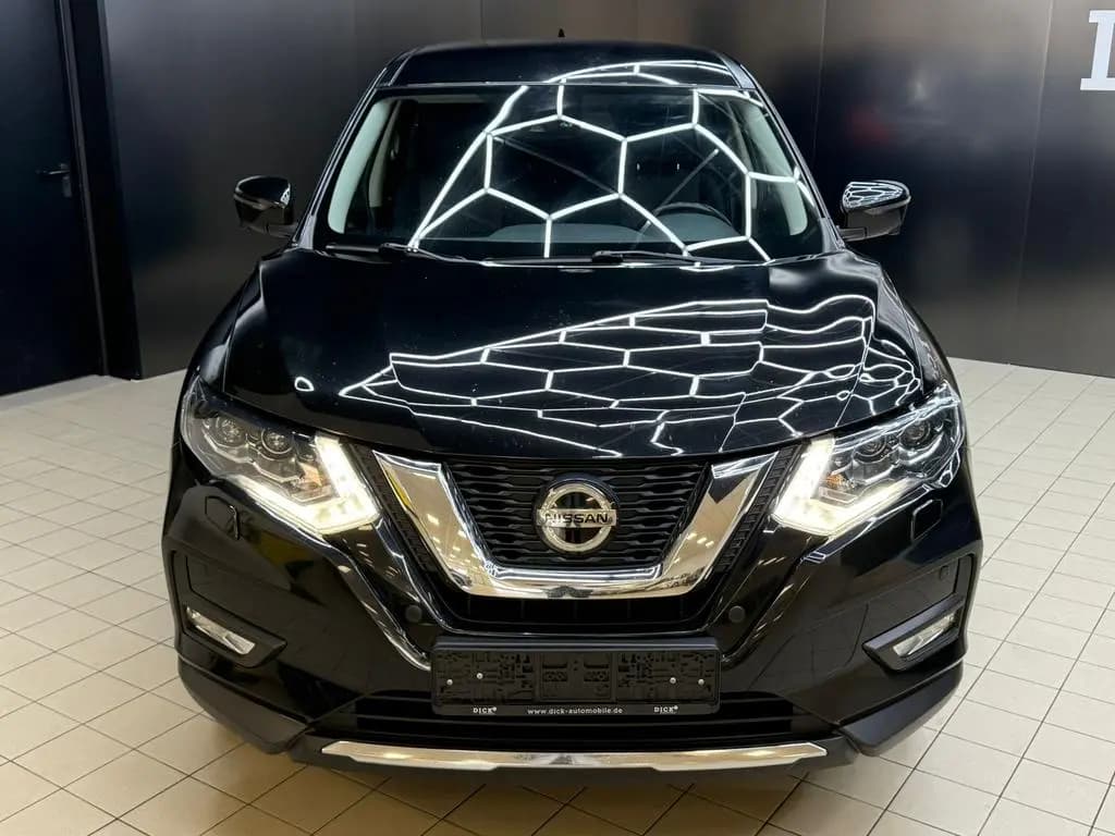 Main__Slider__Photo:Nissan X-Trail Visia Aut GEPFLEGT NAVI+SHZ+LED+AHK+360+ 10/2019-0