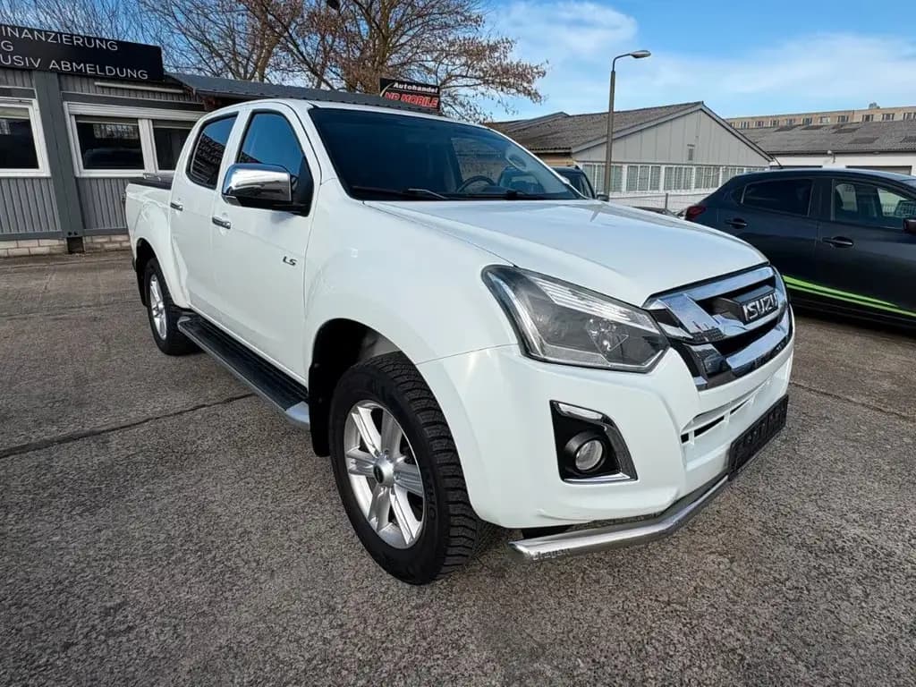 Main__Slider__Photo:Isuzu D-Max Double Cab 4WD LS Aut.Nav.Standheizung 03/2018-0