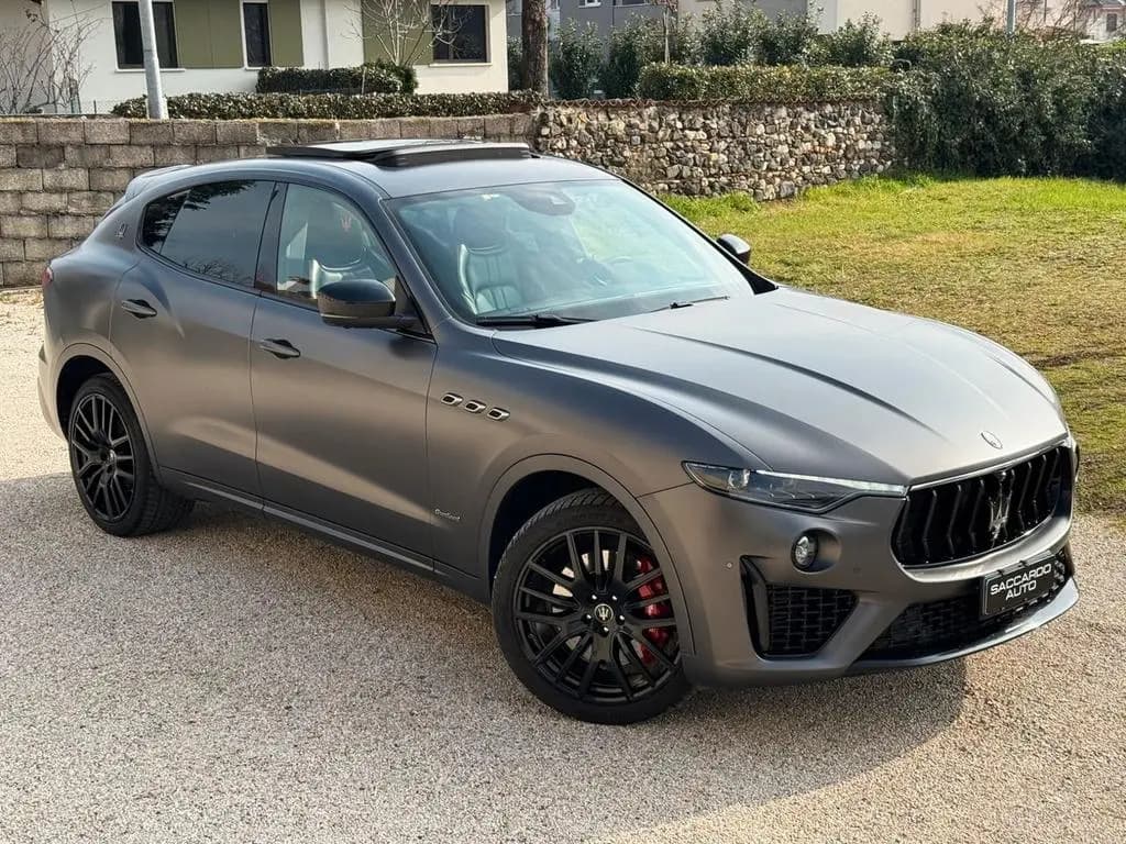Main__Slider__Photo:Maserati Levante S GranSport my21 V6 Q4 | PREZZO 06/2021-0