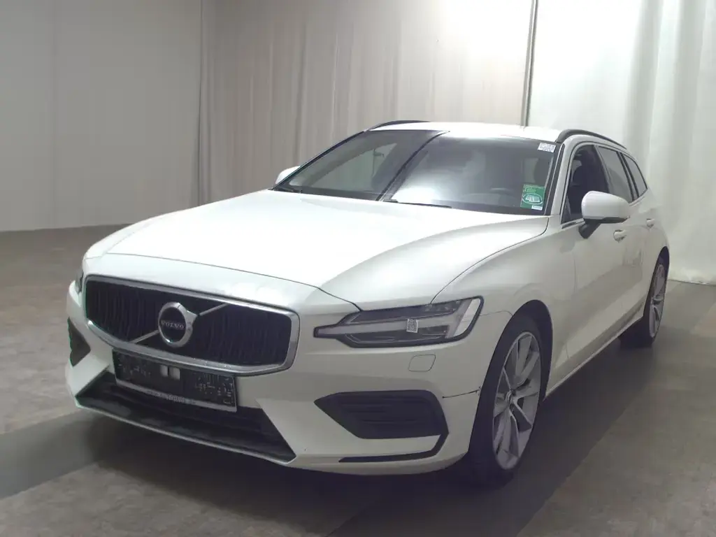 Main__Slider__Photo:Volvo V60 B4 Momentum Pro Navi LED 11/2021-1