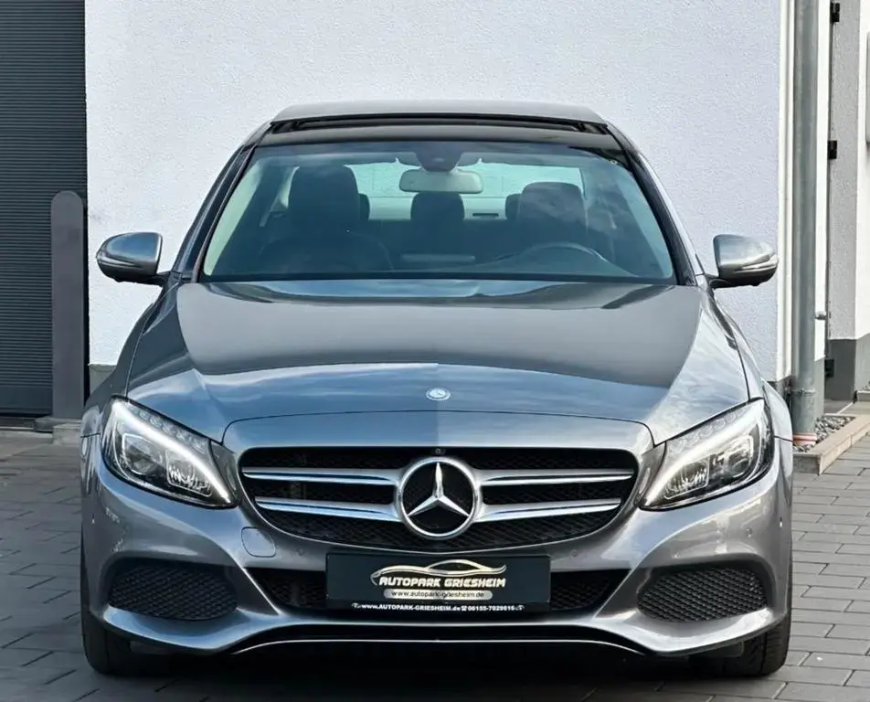 Main__Slider__Photo:Mercedes-Benz C-Class 200 Lim. 7G* AVANTGARDE*PANO*NAVI*SHZ*360° 09/2016-1