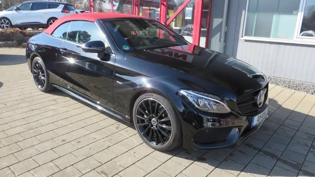 Main__Slider__Photo:Mercedes-Benz C-Class 180 Cabrio AMG Night Edition 04/2018-0