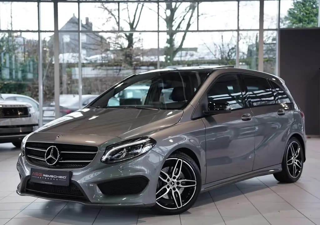 Main__Slider__Photo:Mercedes-Benz B-Class 220 4M AMG Line 1.Hand *Pano *Kamera *Night 05/2018-0