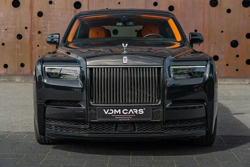 Main__Slider__Photo:Rolls-Royce Phantom *COC ONLY*PROD.25*BESPOKE*STARLIGHT*THEA null-1