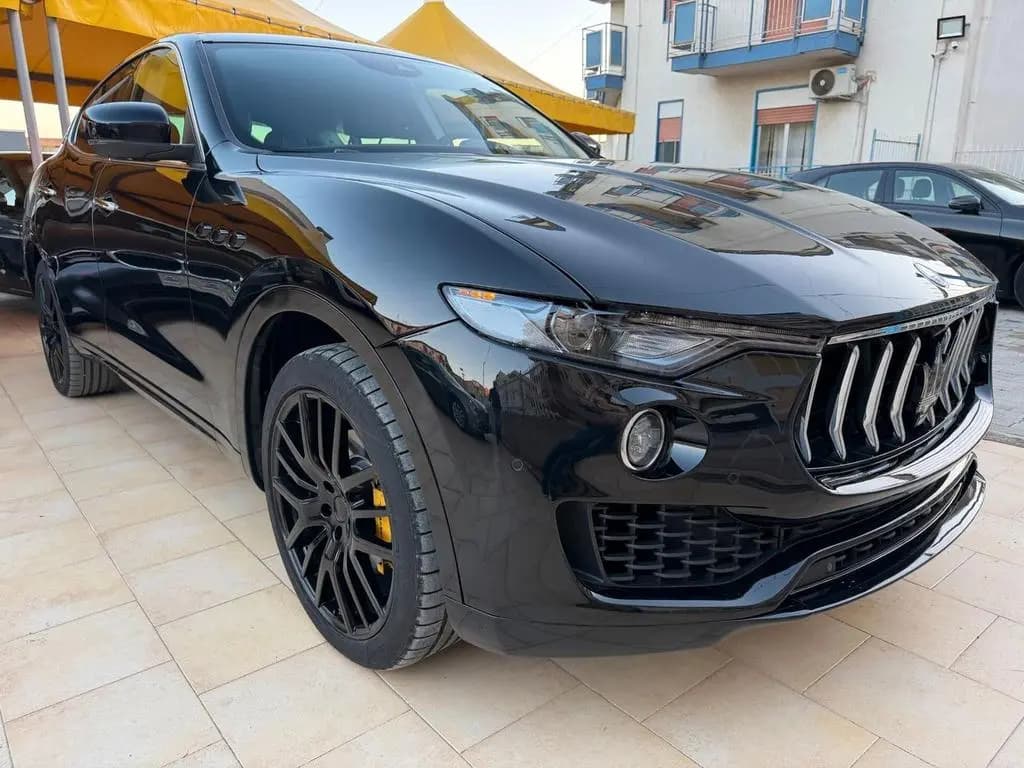 Main__Slider__Photo:Maserati Levante V6 - Granlusso 03/2017-0