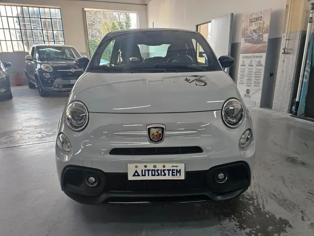 Main__Slider__Photo:Abarth 595 1.4 Turbo T-Jet 165 CV 06/2022-1