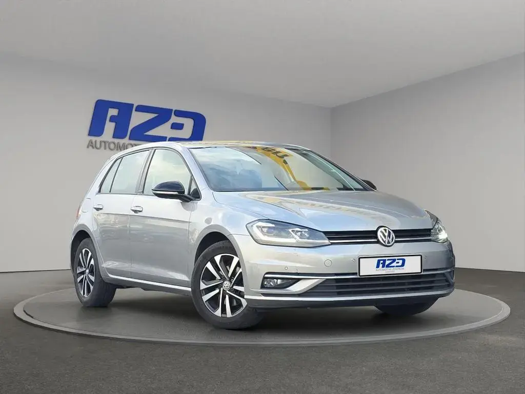 Main__Slider__Photo:Volkswagen Golf 7 IQ.Drive 1.6 TDI SPURH/W APP NAVI ACC LED 07/2020-1