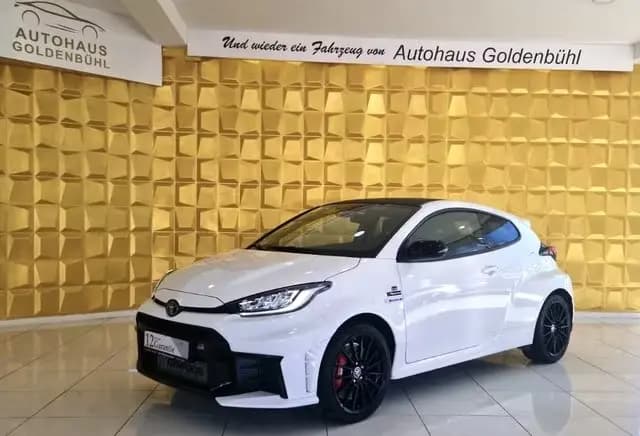 Main__Slider__Photo:Toyota Yaris GR 1.6L TURBO*KEYLESS*SHZ*4x4*ACC* 11/2024-0