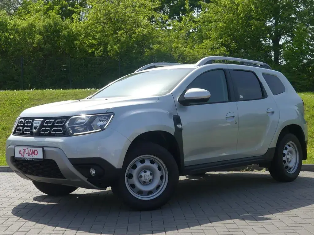 Main__Slider__Photo:Dacia Duster II 1.3 TCE Comfort Navi Kamera Totwinkel 06/2019-1