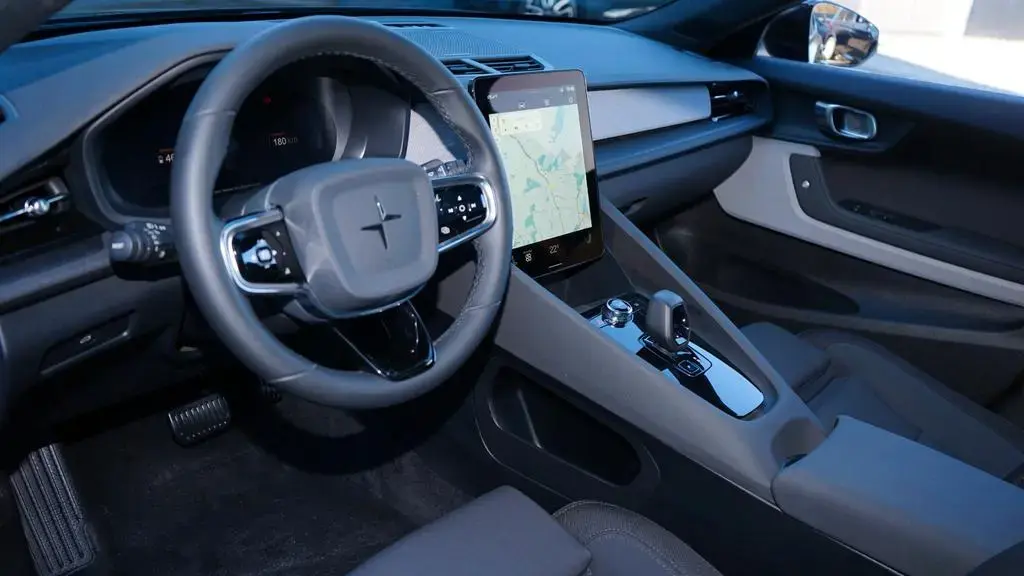 Main__Slider__Photo:Polestar 2 LONG RANGE DUAL PERFORMANCE*PLUS*PILOT*94,9% 10/2022-1