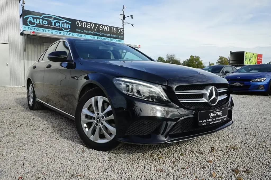 Main__Slider__Photo:Mercedes-Benz C-Class 300 Avantgarde 9G-Aut. |LED| |Park-Assistent| 06/2019-0