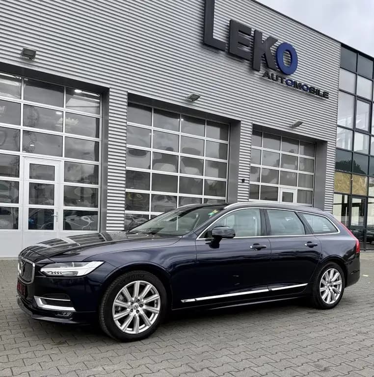 Main__Slider__Photo:Volvo V90 Pano/ Automatik/ Tempom 06/2019-0