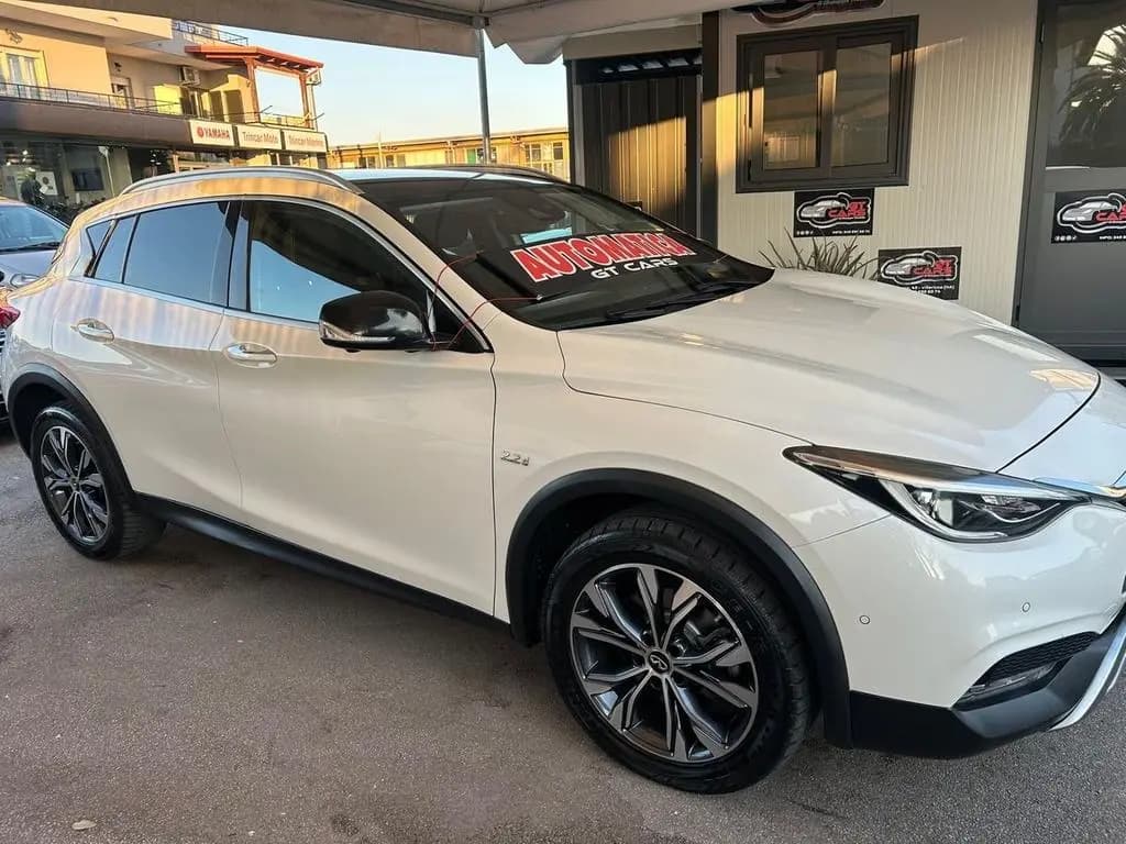 Main__Slider__Photo:Infiniti QX30 2.2 diesel DCT AWD Premium Tech 11/2017-0