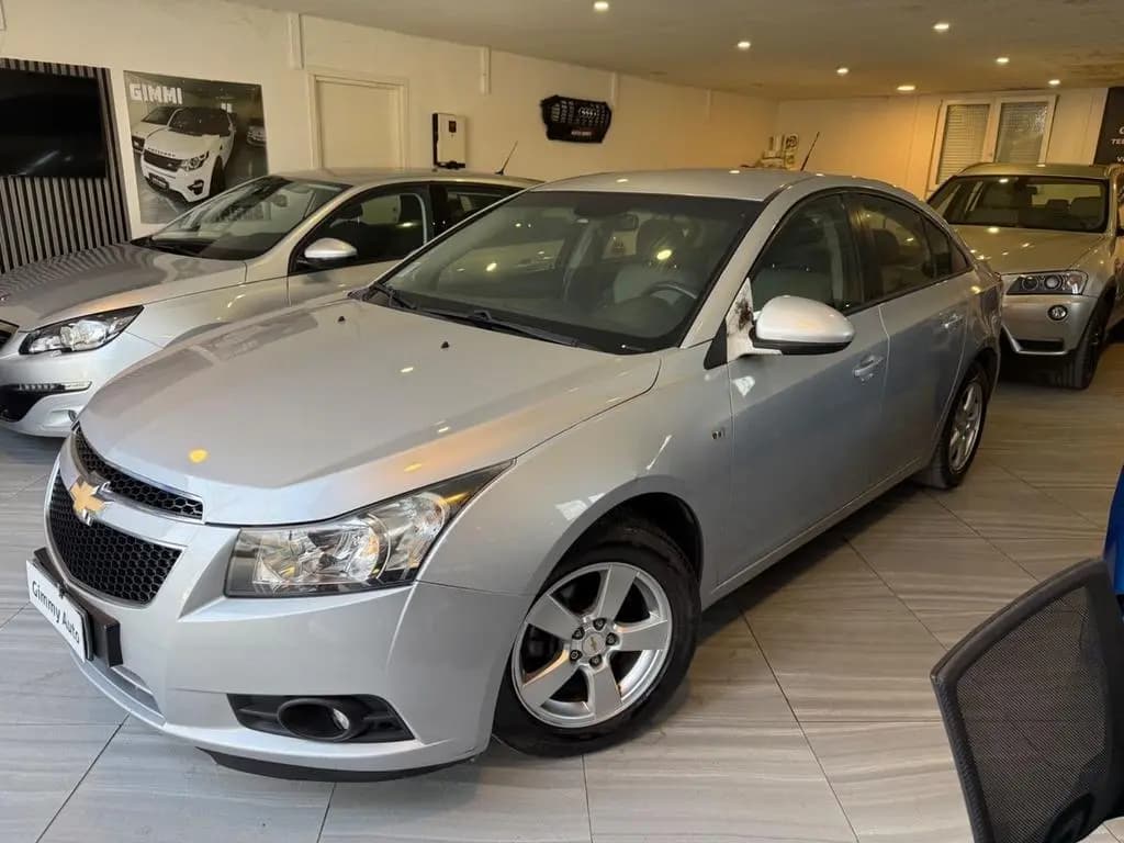 Main__Slider__Photo:Chevrolet Cruze 1.6 BENZINA (neopatentati) 02/2010-0