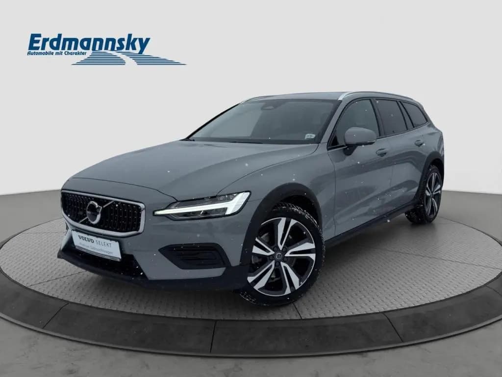 Main__Slider__Photo:Volvo V60 B4 CC Plus AWD/Leder/Navi/LED/Kam/19Zoll/GJR 01/2024-0