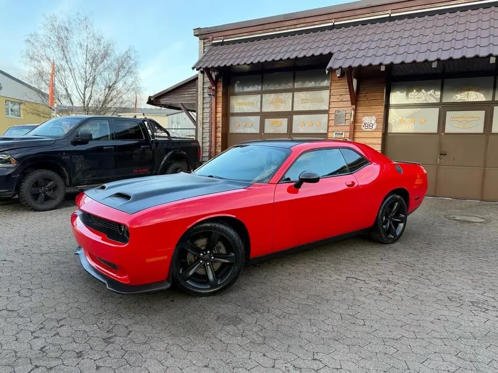 Main__Slider__Photo:Dodge Challenger 5,7 V8*SRT KIT*LEDER*NAVI*KEYLESS*GARNTIE*SERVIC 11/2020-0