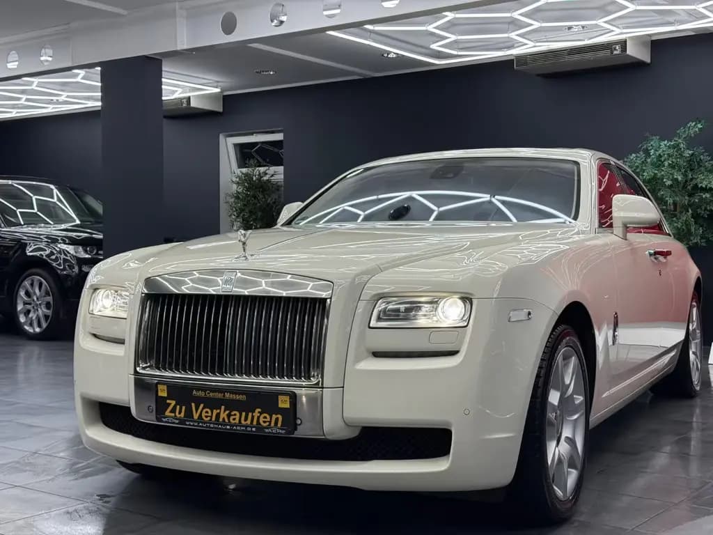 Main__Slider__Photo:Rolls-Royce Ghost V12 *Pano*Massage*RearSeat*ACC*TV*HUP*LIFT 05/2012-0