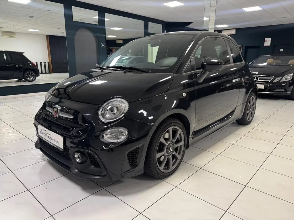 Main__Slider__Photo:Abarth 500 595/ALCANTARA/KLIMA/MFL/ZAHNRIEMEN NEU! 02/2018-0