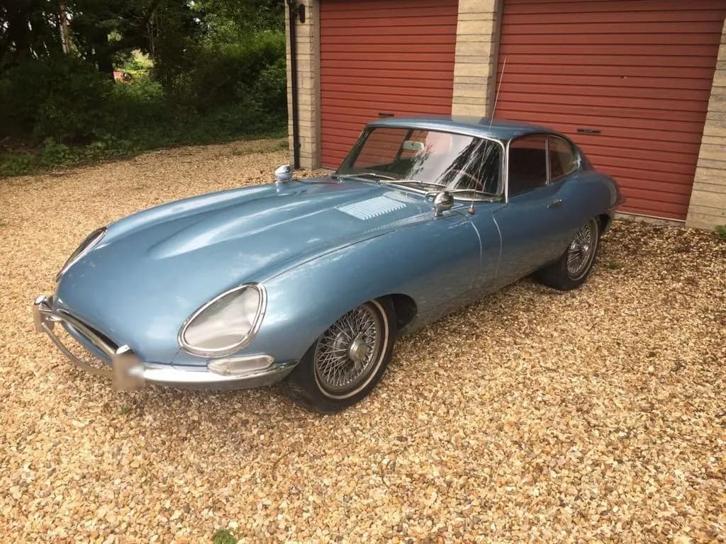 Main__Slider__Photo:Jaguar E-Type Coupe 4.2 Serie 08/1967-0