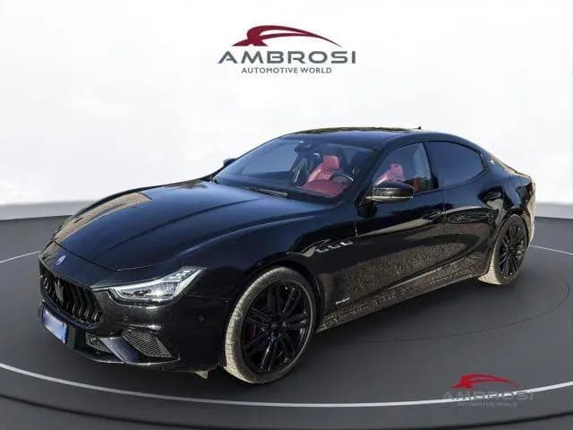 Main__Slider__Photo:Maserati Ghibli MASERATI Ghibli Ghibli V6 Diesel 10/2017-0