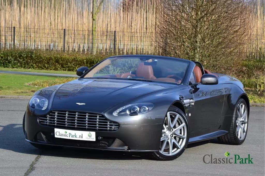 Main__Slider__Photo:Aston Martin V8 Vantage S Roadster 07/2013-0