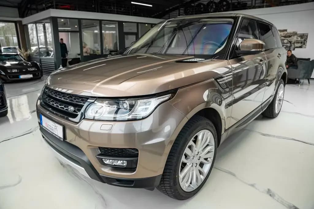 Main__Slider__Photo:Land Rover Range Rover Rover Sport 3.0 TDV6 HSE 05/2017-0