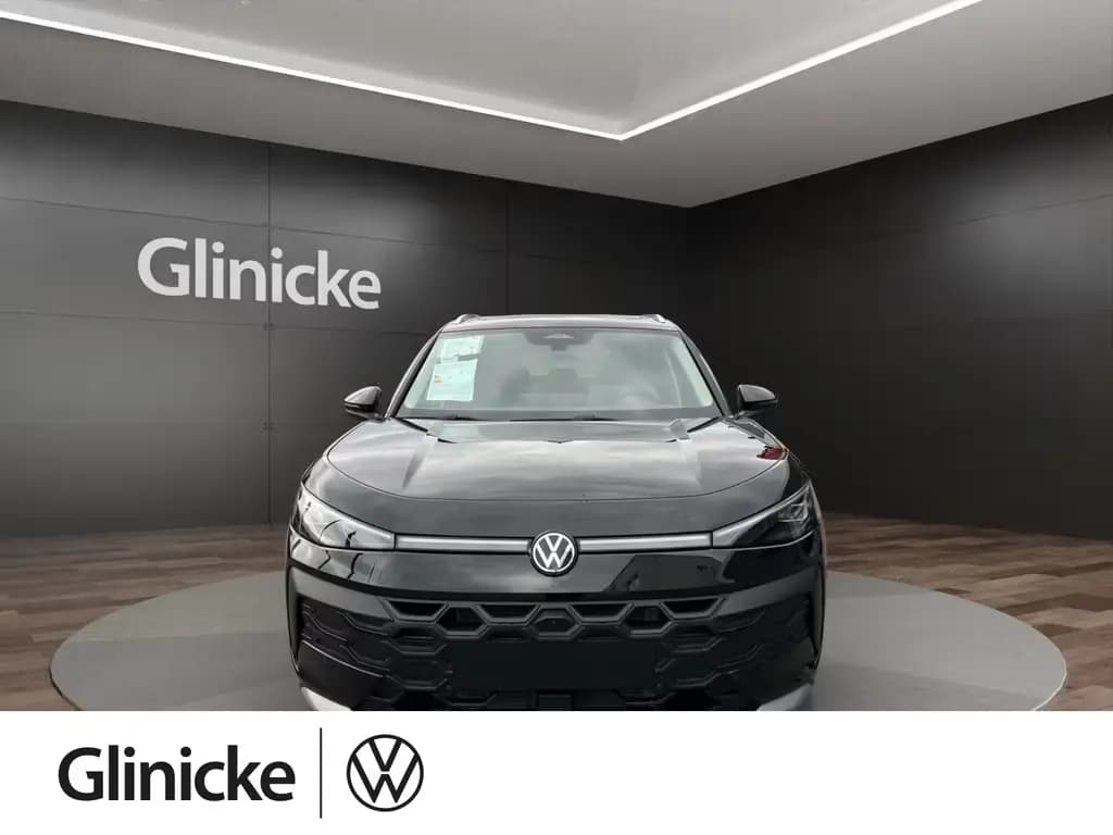 Main__Slider__Photo:Volkswagen T-Roc Style 1.5 l eTSI OPF 110 kW (150 PS) 7-Gan null-0