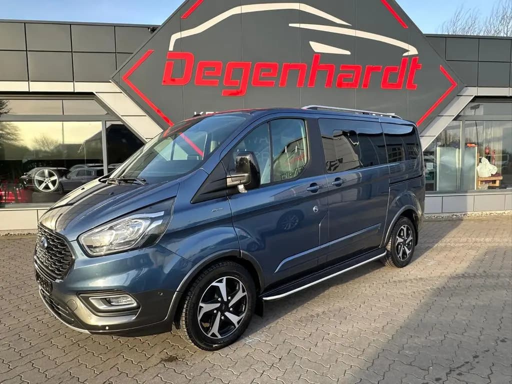 Main__Slider__Photo:Ford Tourneo Custom 320 L1 Active Kamera AHK 11/2022-0