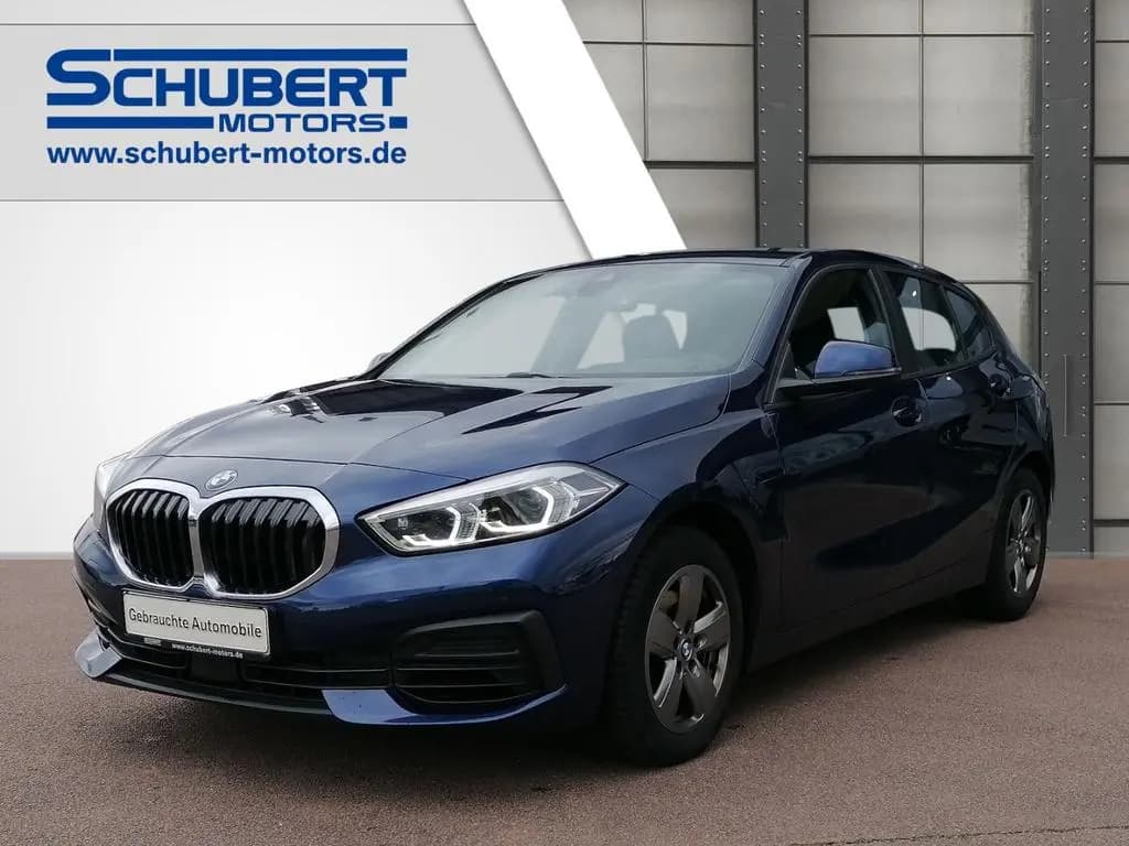 Main__Slider__Photo:BMW 1 Series 118 i Advantage Navi SHZ PDC LED Klimaautomatik 12/2019-0