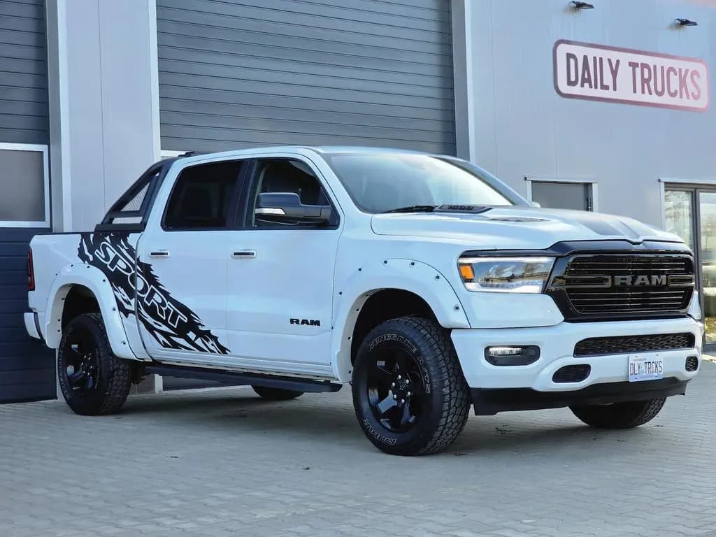 Main__Slider__Photo:Dodge RAM 1500 5.7 4x4 Laramie Memory AHK Kamera LED 02/2022-0