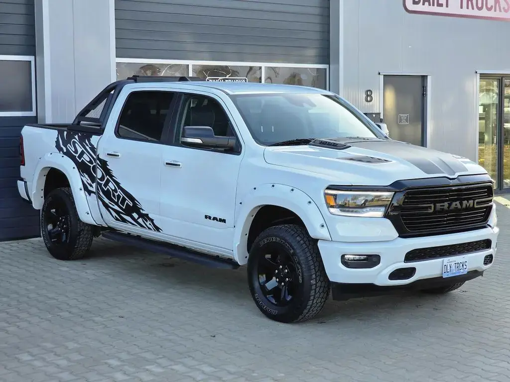 Main__Slider__Photo:Dodge RAM 1500 5.7 4x4 Laramie Memory AHK Kamera LED 02/2022-1
