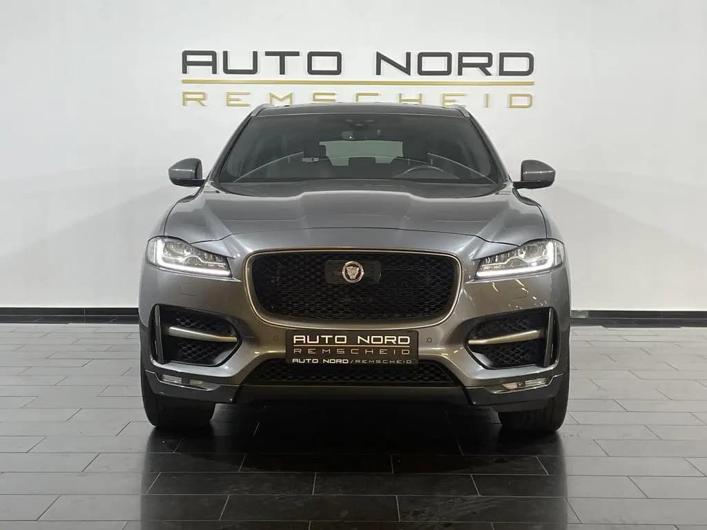 Main__Slider__Photo:Jaguar F-Pace R-Sport AWD*Pano*LED*Ambiente*Kamera*LED* 03/2019-0