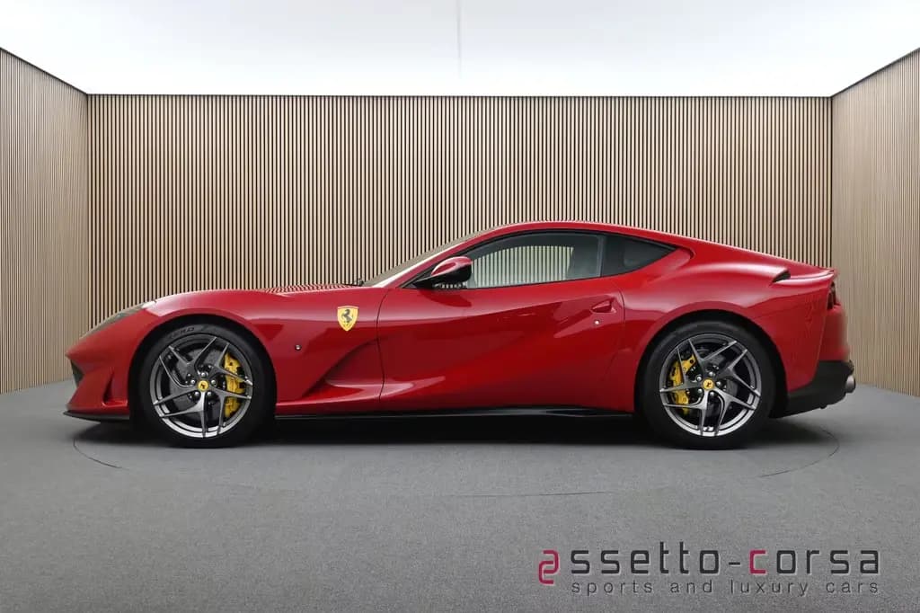 Main__Slider__Photo:Ferrari 812 Superfast*AFS*Painted Shields*Lift*PNCC 10/2019-0