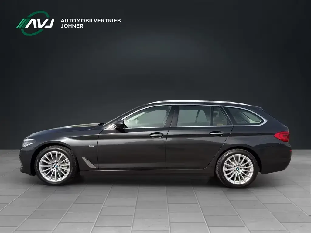 Main__Slider__Photo:BMW 5 Series 530i Luxury Line | Leder+Memory | HuD | ACC 12/2017-1
