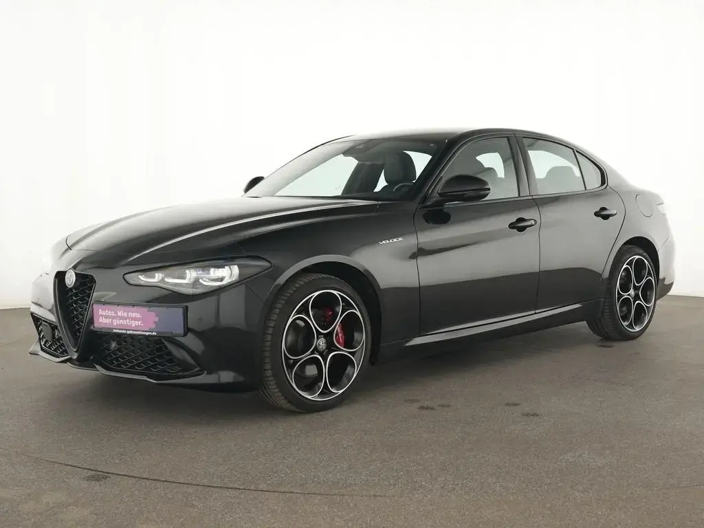Main__Slider__Photo:Alfa Romeo Giulia Veloce Q4 Matrix-LED|Rückfahrkamera|ACC 02/2024-1