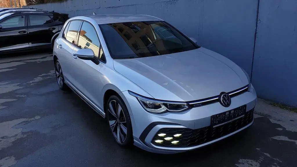 Main__Slider__Photo:Volkswagen Golf 8 GTE DSG 1.4 eHybrid Matrix/ACC/Kamera/18 09/2021-1