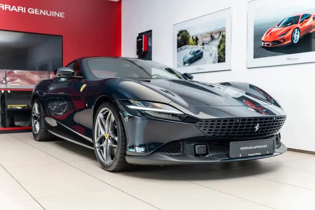 Main__Slider__Photo:Ferrari Roma 3.9 T V8 DCT 02/2022-0