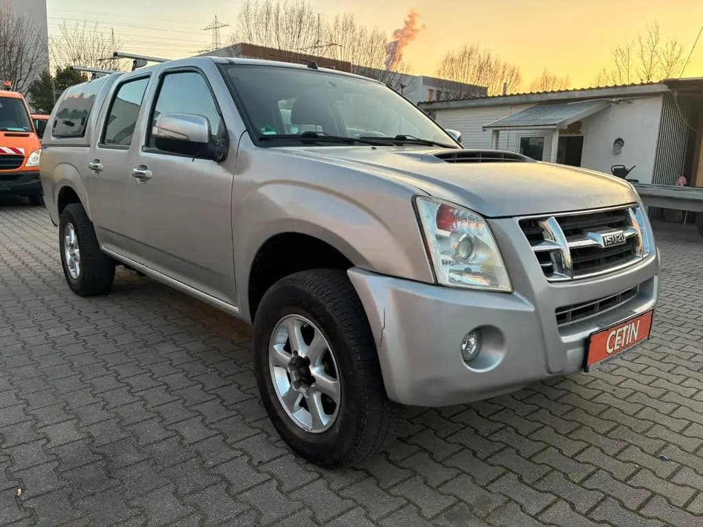 Main__Slider__Photo:Isuzu D-Max Double Cab Custom 4WD 11/2008-0