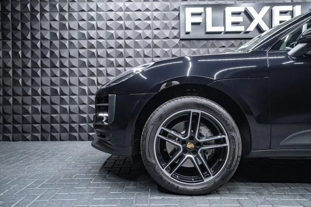 Main__Slider__Photo:Porsche Macan S 1Hand DEUTSCH Luft Bose PDLS 03/2021-0