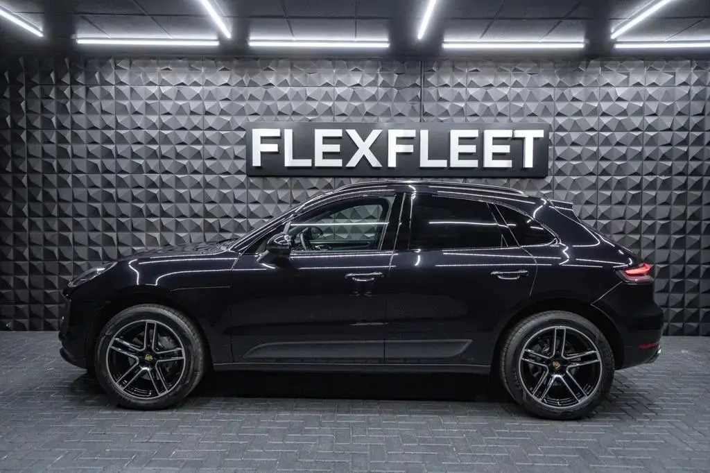 Main__Slider__Photo:Porsche Macan S 1Hand DEUTSCH Luft Bose PDLS 03/2021-1